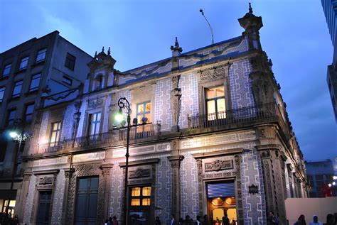 The Casa de los Azulejos, Ciudad de México .